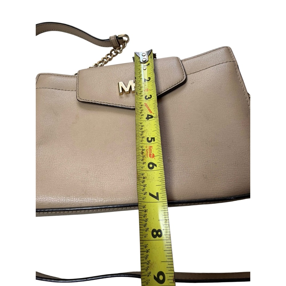 Michael Kors Beige Pebble Leather Crossbody Bag Gold MK Logo Chain Strap - Picture 3 of 6